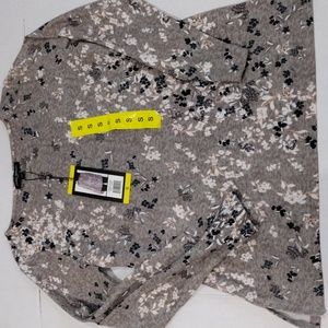 NWT Mario Serrani crew neck long sleeve top